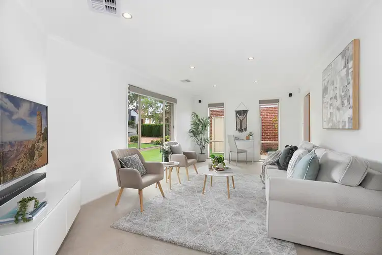 Second view of Homely house listing, 7 Auburn Street, Amaroo ACT 2914