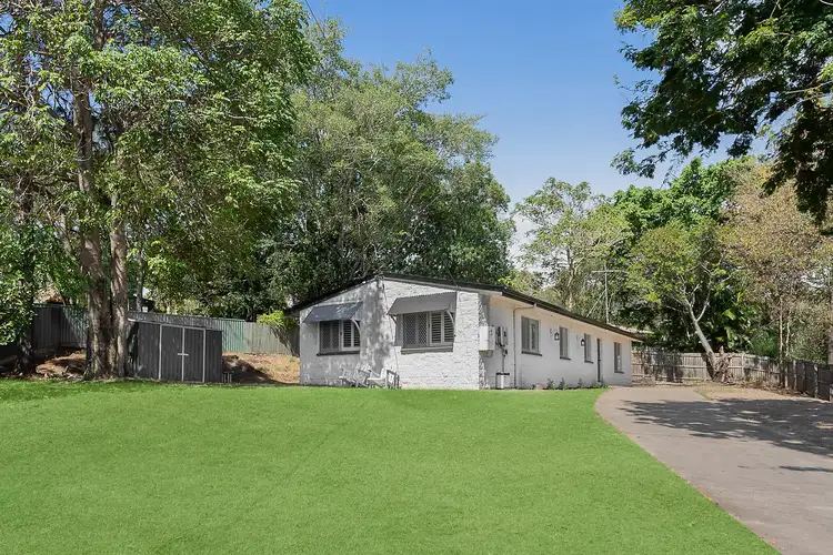 3 Debbie Close, Camira QLD 4300