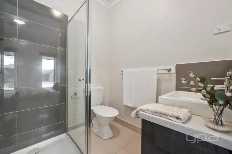 Fourth view of Homely house listing, 2/7 Burswood Circuit, Harkness VIC 3337