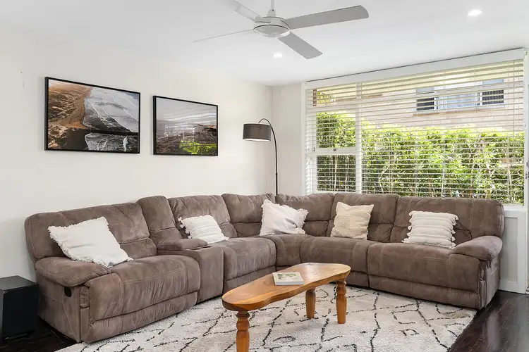 Second view of Homely unit listing, 3/40 Pacific Parade, Dee Why NSW 2099