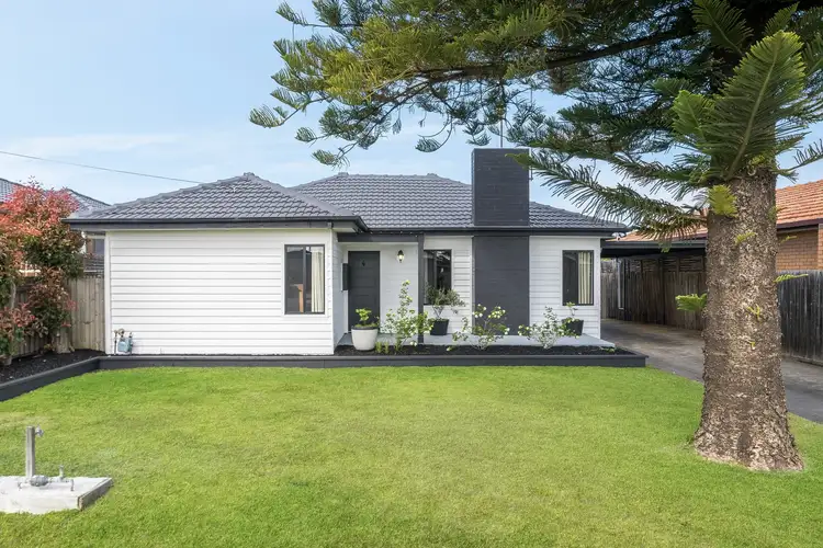 18 Dunloe Avenue, Norlane VIC 3214