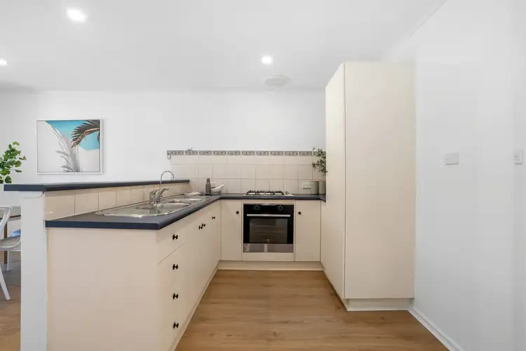 Fifth view of Homely house listing, 8/9 Meadowvale Road, Coromandel Valley SA 5051