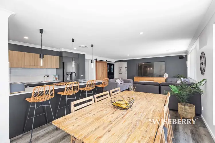 Sixth view of Homely house listing, 21 Minorca Circuit, Hamlyn Terrace NSW 2259