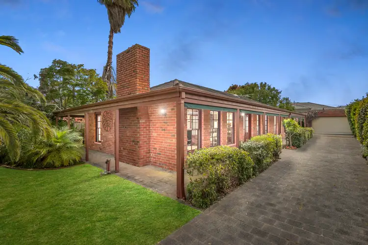 6 Elm Court, Rosebud VIC 3939