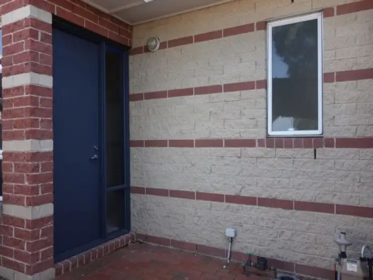 24/70 Grange Boulevard