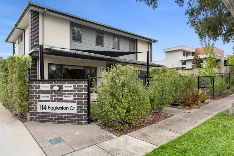 2/114 Eggleston Crescent, Chifley ACT 2606