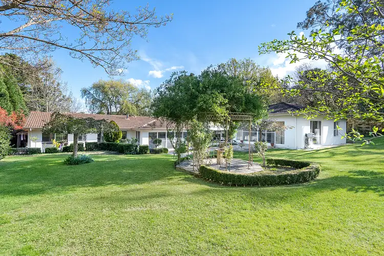 16 Phillip Street, Burradoo NSW 2576