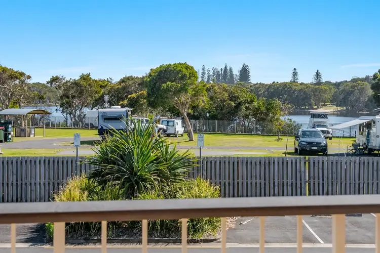 2/11 Ross Street, Lennox Head NSW 2478