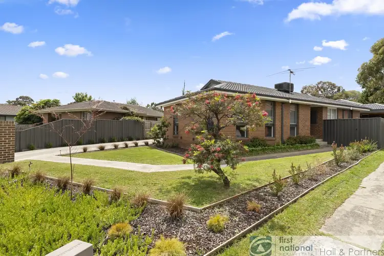 Main view of Homely unit listing, 1/3 Puffin Court, Endeavour Hills VIC 3802