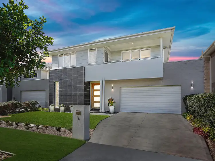 16 Shipstern Street, Greenhills Beach NSW 2230