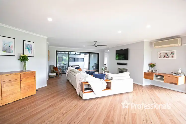 Sixth view of Homely house listing, 2 Elvian Road, Woori Yallock VIC 3139