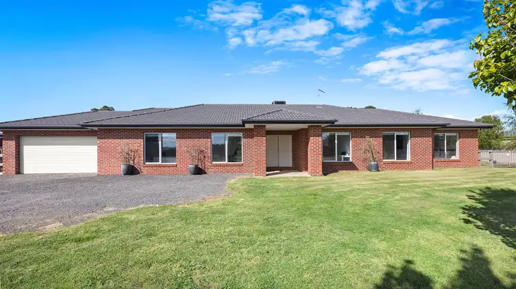6 Gingella Court, Ballan VIC 3342