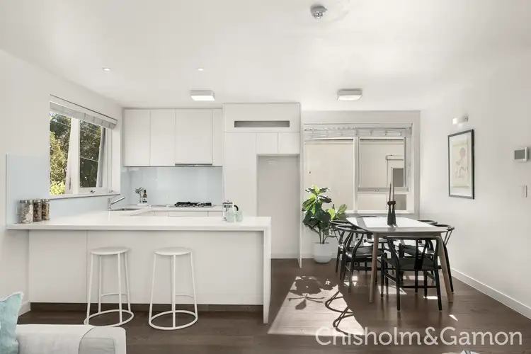 3/22 Wave Street, Elwood VIC 3184