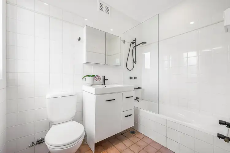 Sixth view of Homely apartment listing, 10/25 Lavender Crescent, Lavender Bay NSW 2060