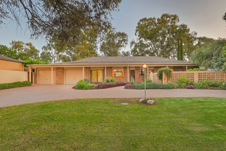 15 Carramar Drive, Gol Gol NSW 2738