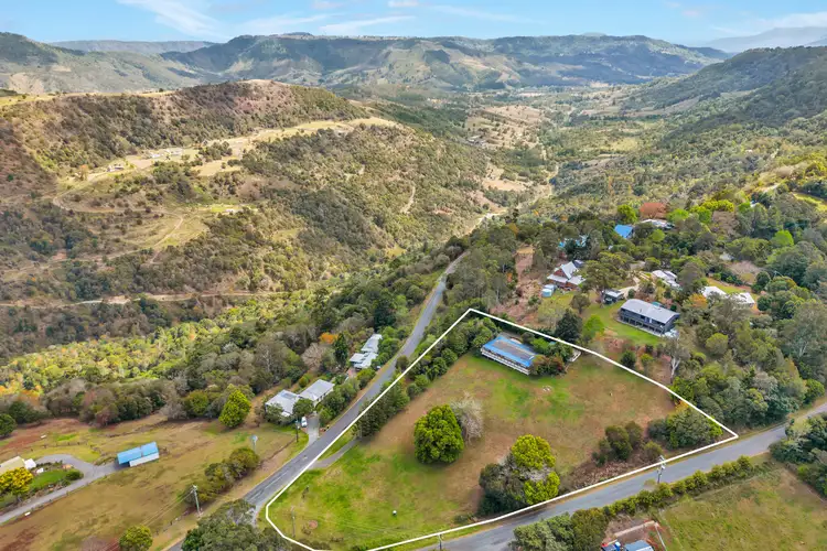 2006 Beechmont Road, Beechmont QLD 4211