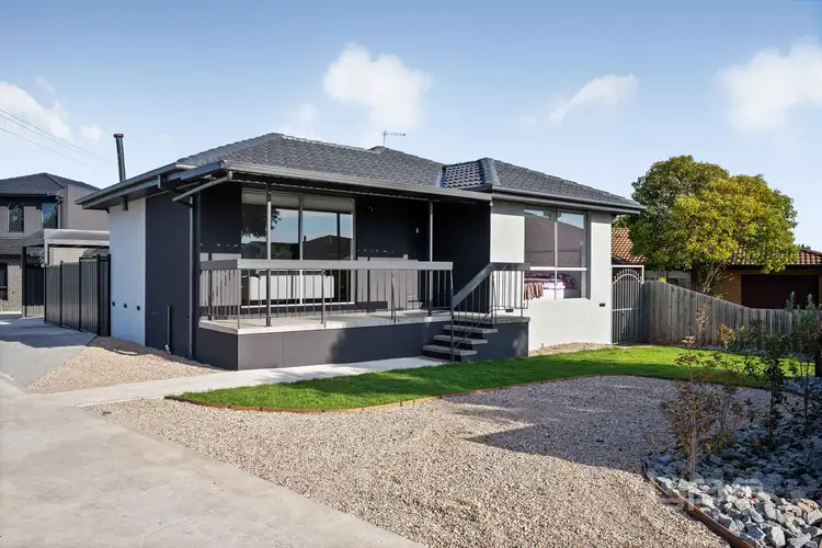 1/9 Paltara Close, Meadow Heights VIC 3048