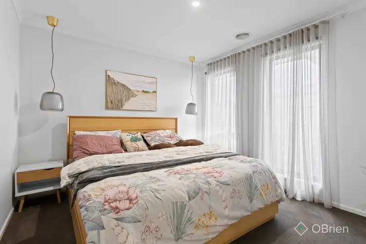 Fifth view of Homely house listing, 10 Lefrant Way, Cranbourne South VIC 3977