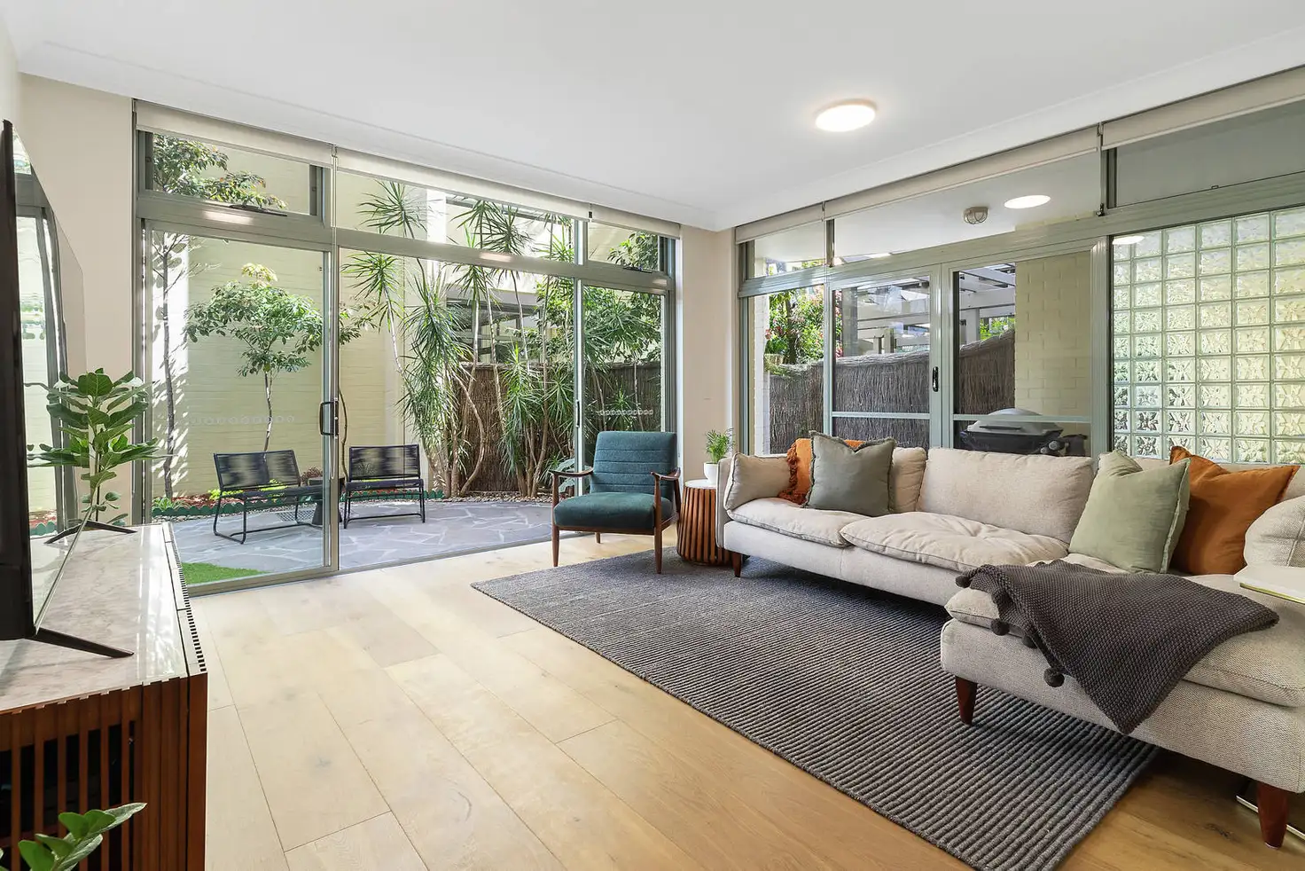 Main view of Homely apartment listing, 33/1 Amherst Street, Cammeray NSW 2062