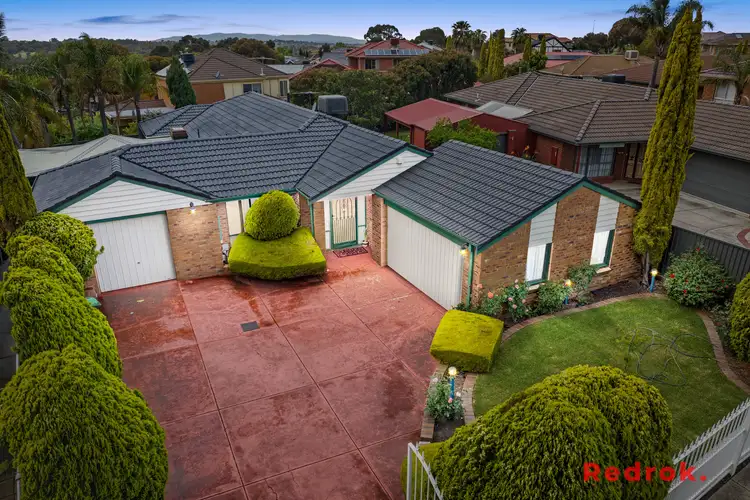 4 Diosma Way, Mill Park VIC 3082