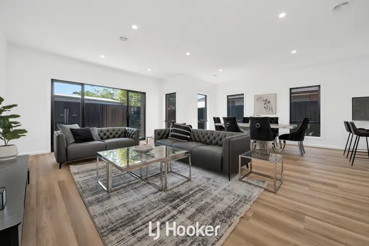Fifth view of Homely house listing, 1 Garnet Court, Hampton Park VIC 3976