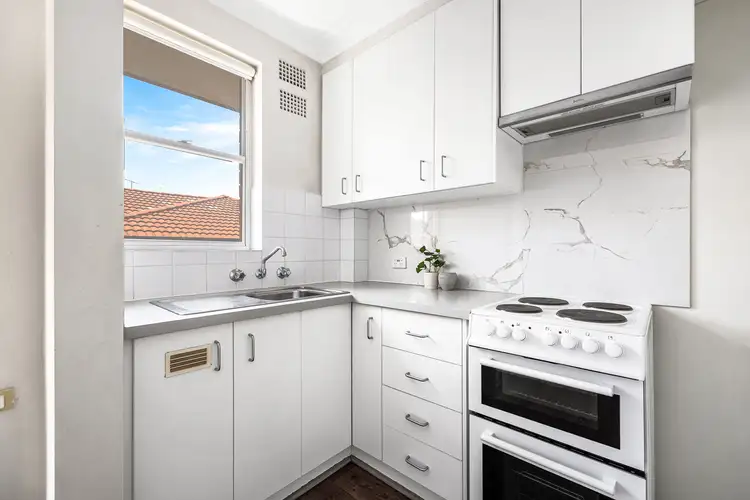 Second view of Homely apartment listing, 6/5 Wheeler Parade, Dee Why NSW 2099