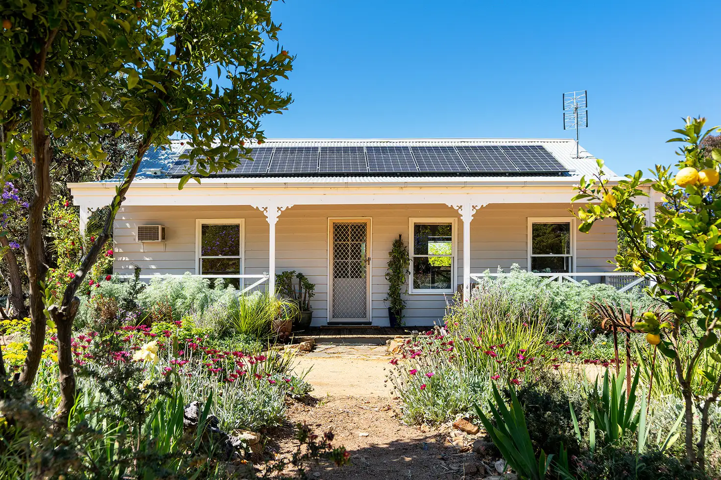 Main view of Homely house listing, 2 Nelson Street, Maldon VIC 3463