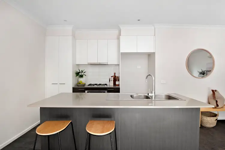 Second view of Homely unit listing, 6 Lenlucy Place, Somerville VIC 3912