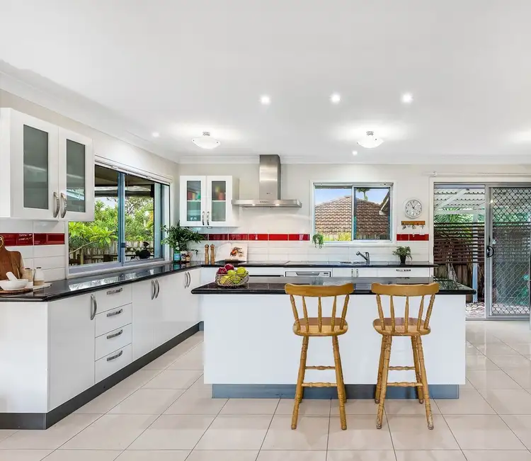 27 Ishmael Road, Camira QLD 4300