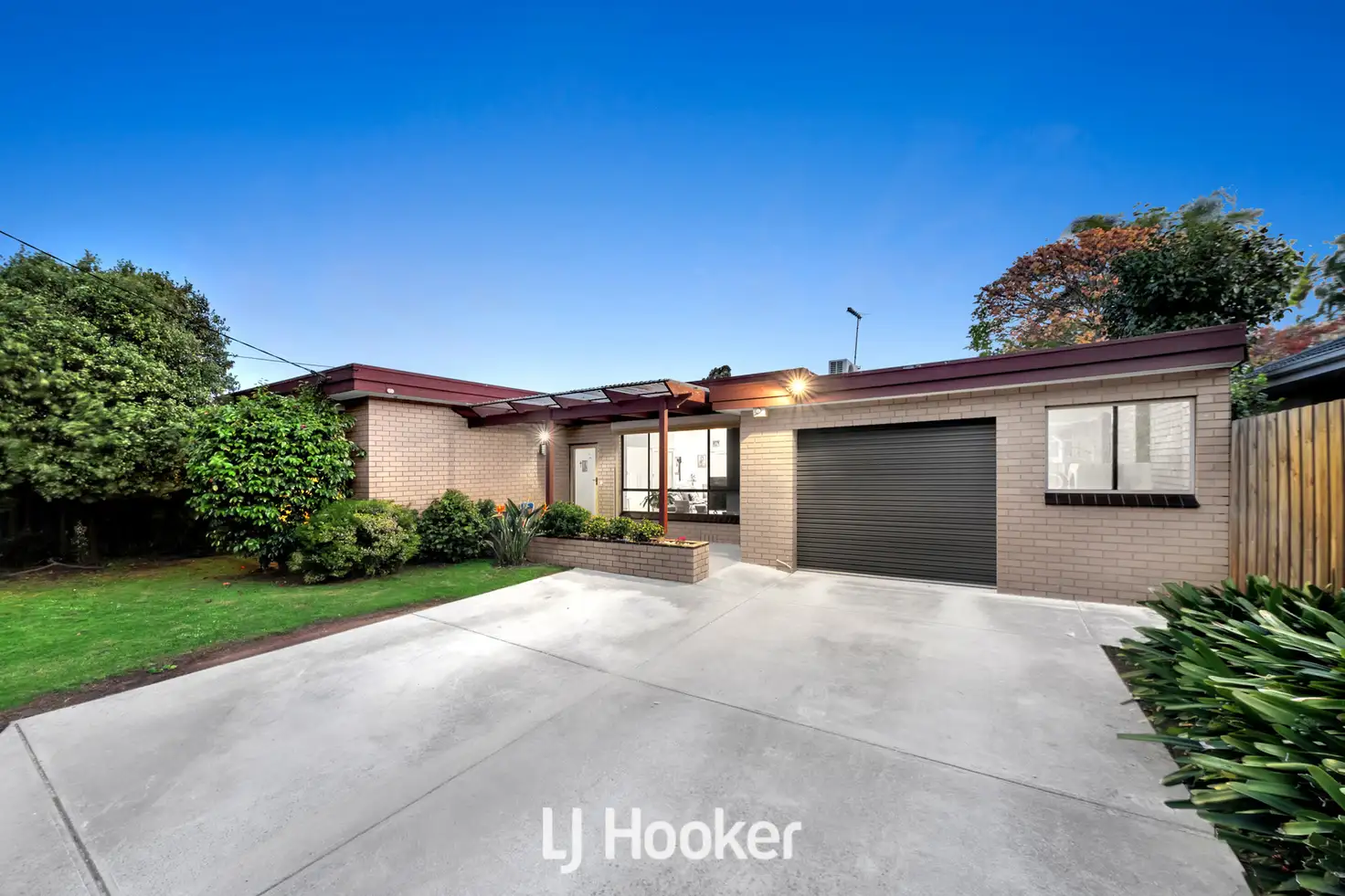 Main view of Homely house listing, 19 Regal Avenue, Hallam VIC 3803