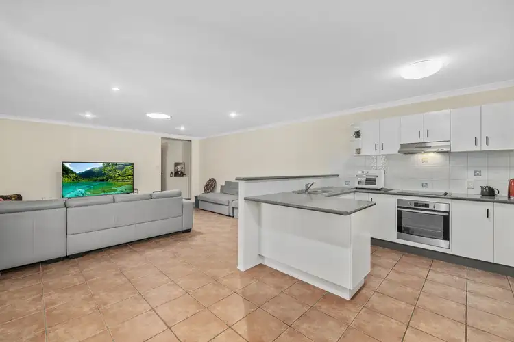 Fifth view of Homely house listing, 8 Oakwood Court, Hemmant QLD 4174