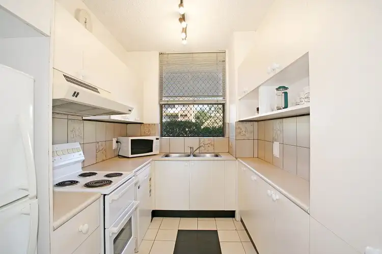 Fourth view of Homely unit listing, 4/4 Juan Street, Alexandra Headland QLD 4572