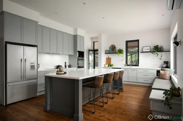 Third view of Homely house listing, 8 Taylor Street, Wangaratta VIC 3677