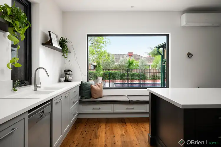 Fifth view of Homely house listing, 8 Taylor Street, Wangaratta VIC 3677
