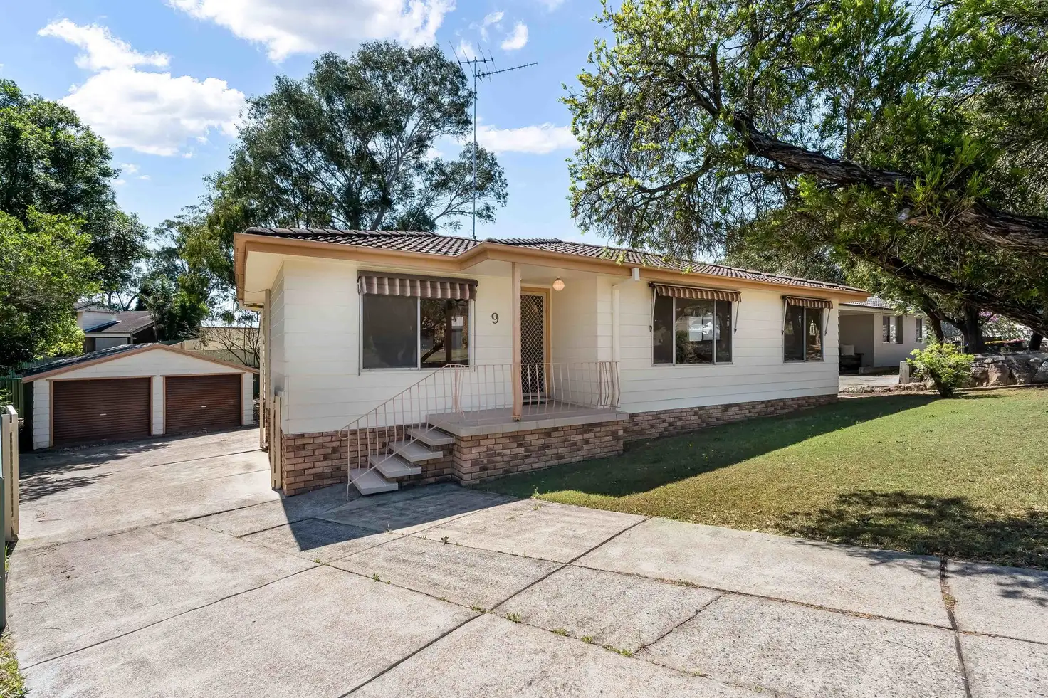 Main view of Homely house listing, 9 Unicomb Close, Rutherford NSW 2320