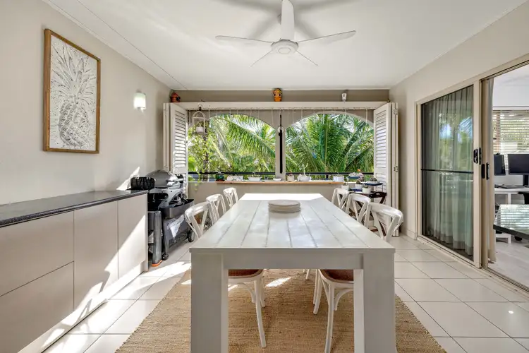 527/12-21 Gregory Street, Westcourt QLD 4870