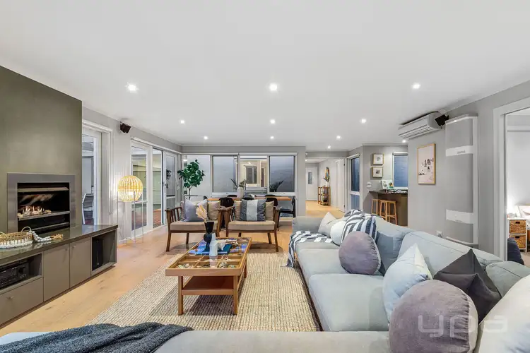 10 Gull Court, Rye VIC 3941