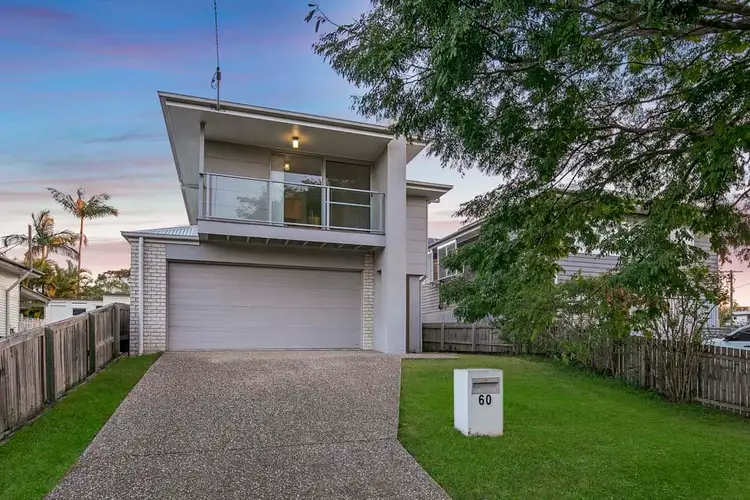 60 Reinhold Crescent