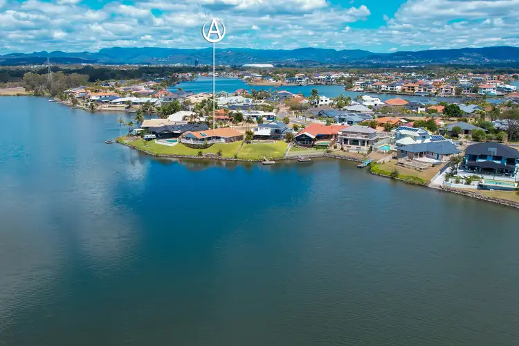 176 Port Jackson Boulevard, Clear Island Waters QLD 4226