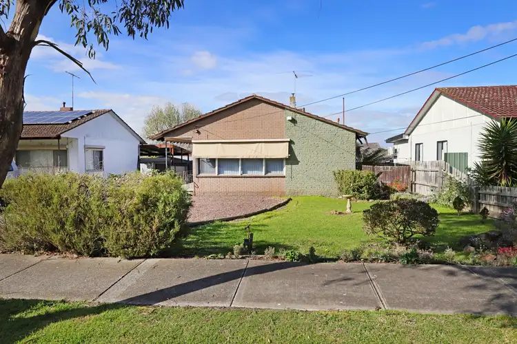 16 Drouin Street, Dallas VIC 3047