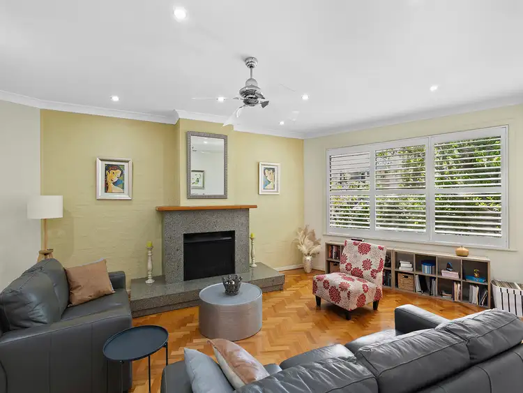 Fifth view of Homely house listing, 1 Lasseter Avenue, Chifley NSW 2036