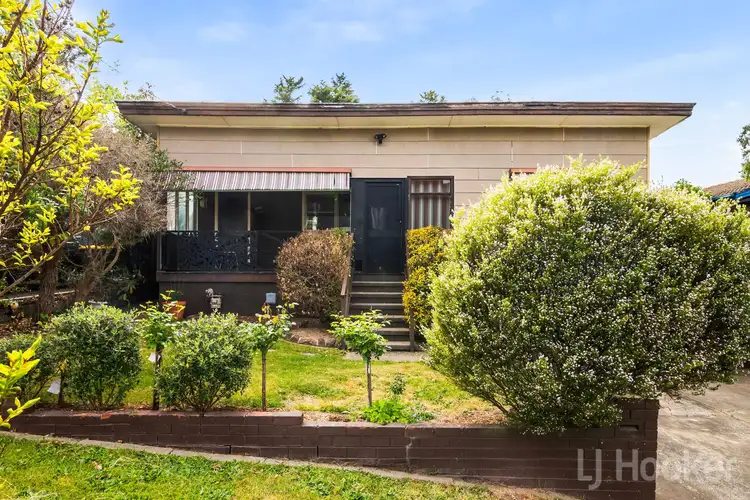 66 Agnes Avenue, Crestwood NSW 2620
