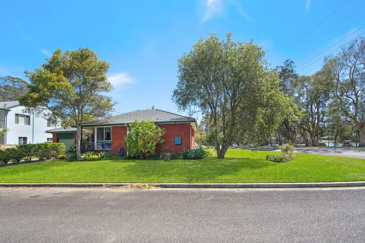 Third view of Homely house listing, 10 Kingsland Close, Tacoma South NSW 2259