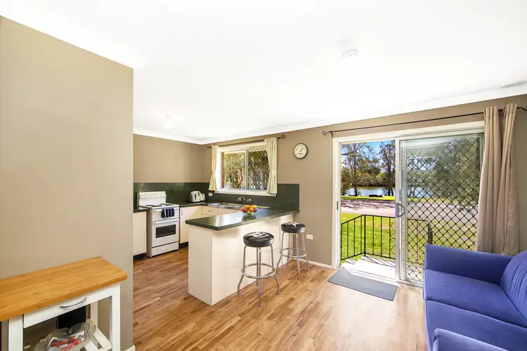 Fifth view of Homely house listing, 10 Kingsland Close, Tacoma South NSW 2259