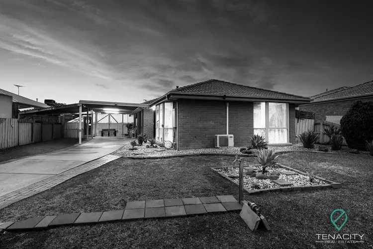 51 Smoult Drive, Kurunjang VIC 3337