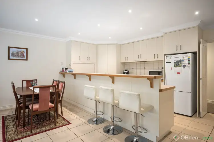 Third view of Homely townhouse listing, 4 Pauline Terrace, Wangaratta VIC 3677