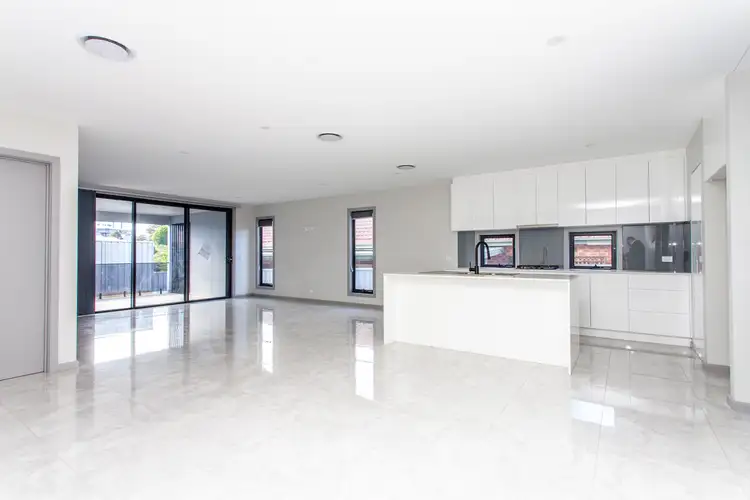 Main view of Homely semi-detached listing, 2/39 Rosemont Street, West Wollongong NSW 2500