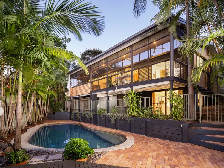 7 Kiandra Street, Chapel Hill QLD 4069