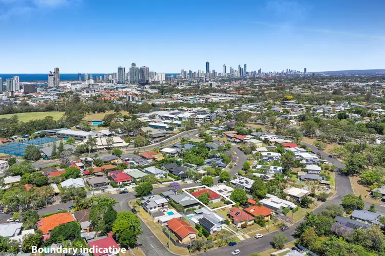 17 Mole Avenue, Southport QLD 4215