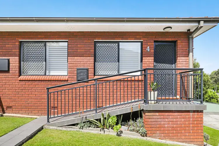 4/8 Armstrong Street